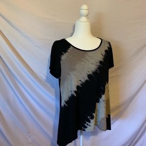 Asymmetrical Black and gray T shirt